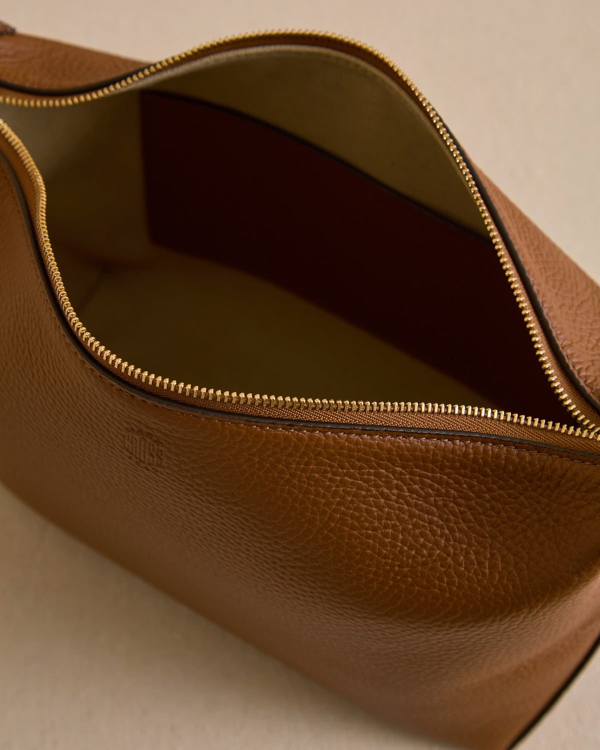Mason 24 in Tumbled Grain Acorn