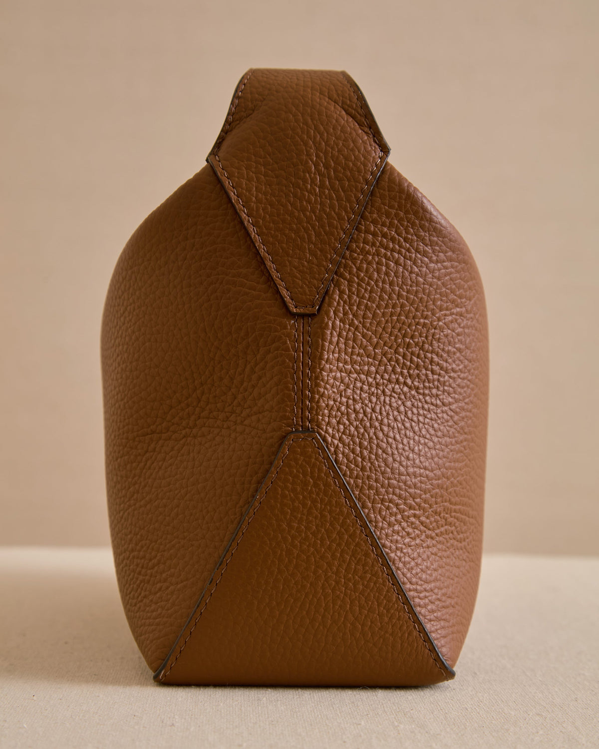 Mason 24 in Tumbled Grain Acorn