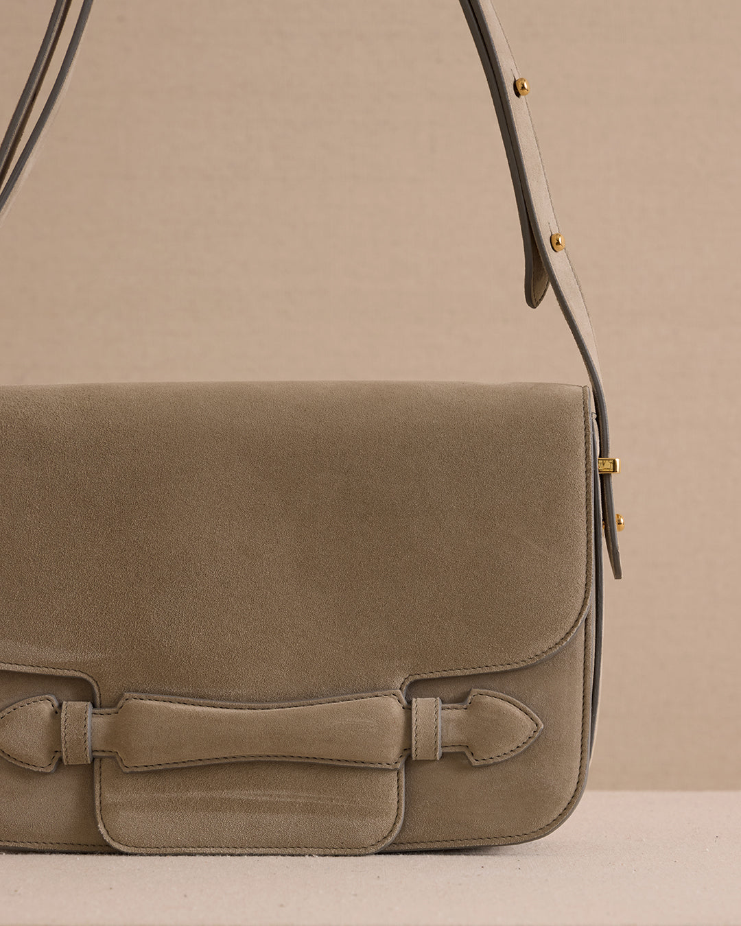 Romy 25 in Suede Mushroom