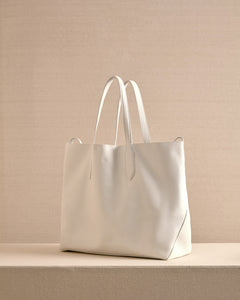Eleanor 42 Tote in Ivory