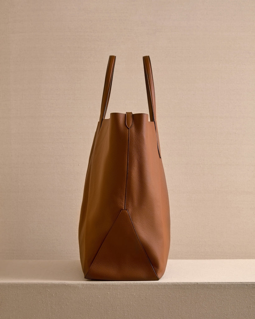 Eleanor 55 Tote in Acorn