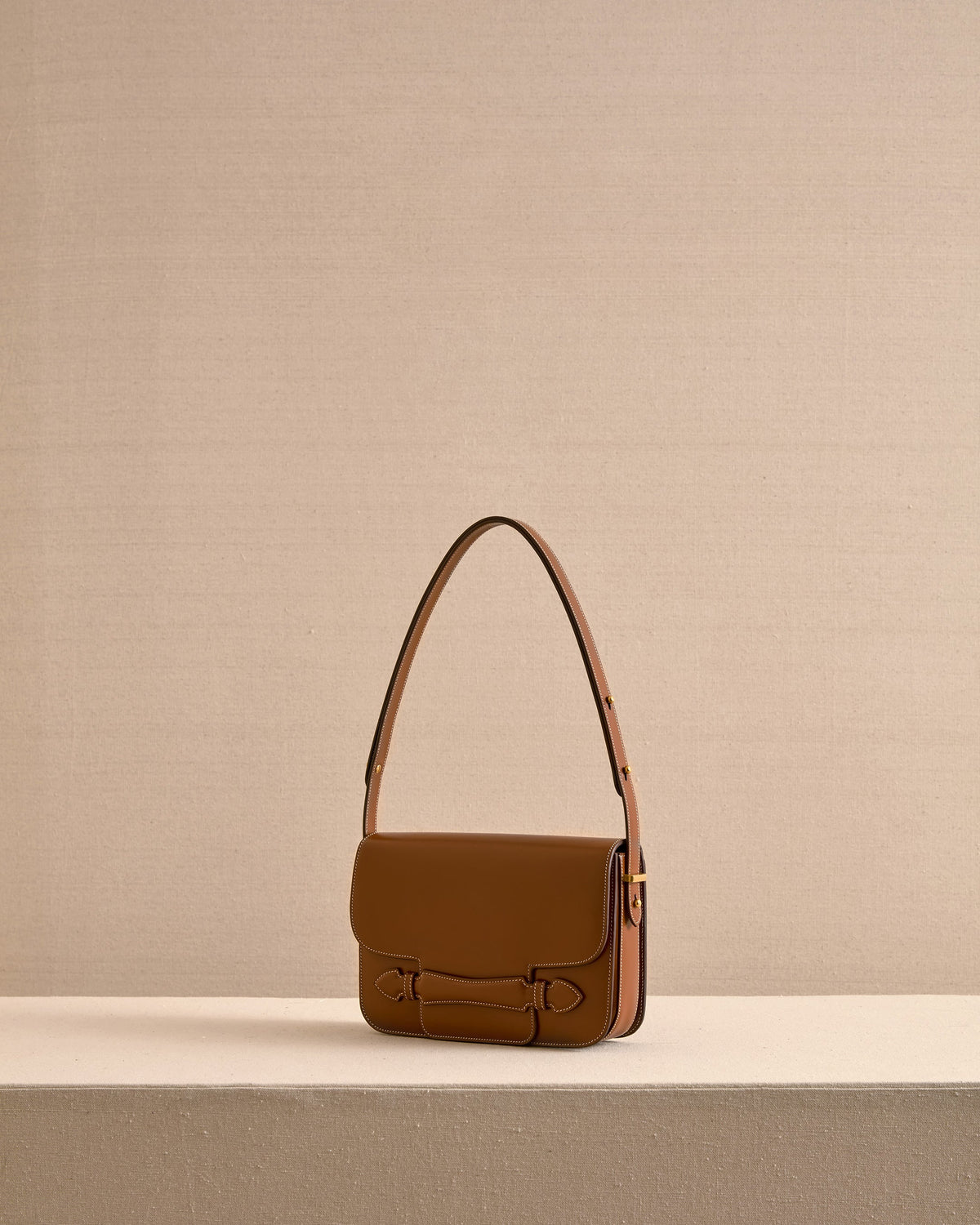 Romy 25 in Acorn