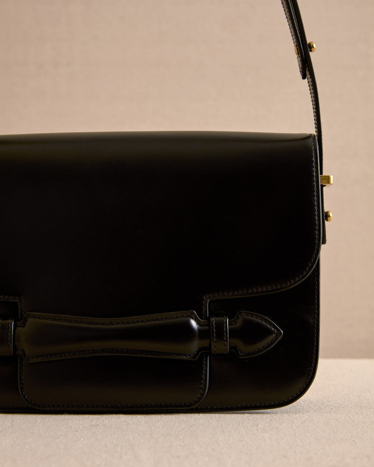 Romy 25 in Black