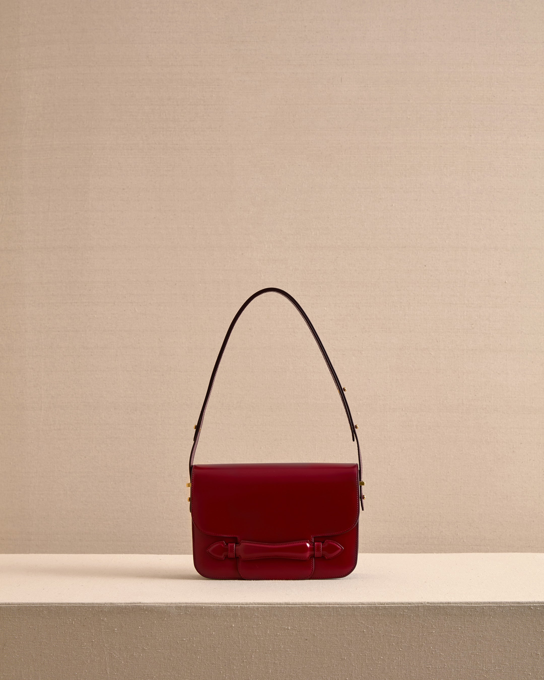 Romy 25 in Oxblood