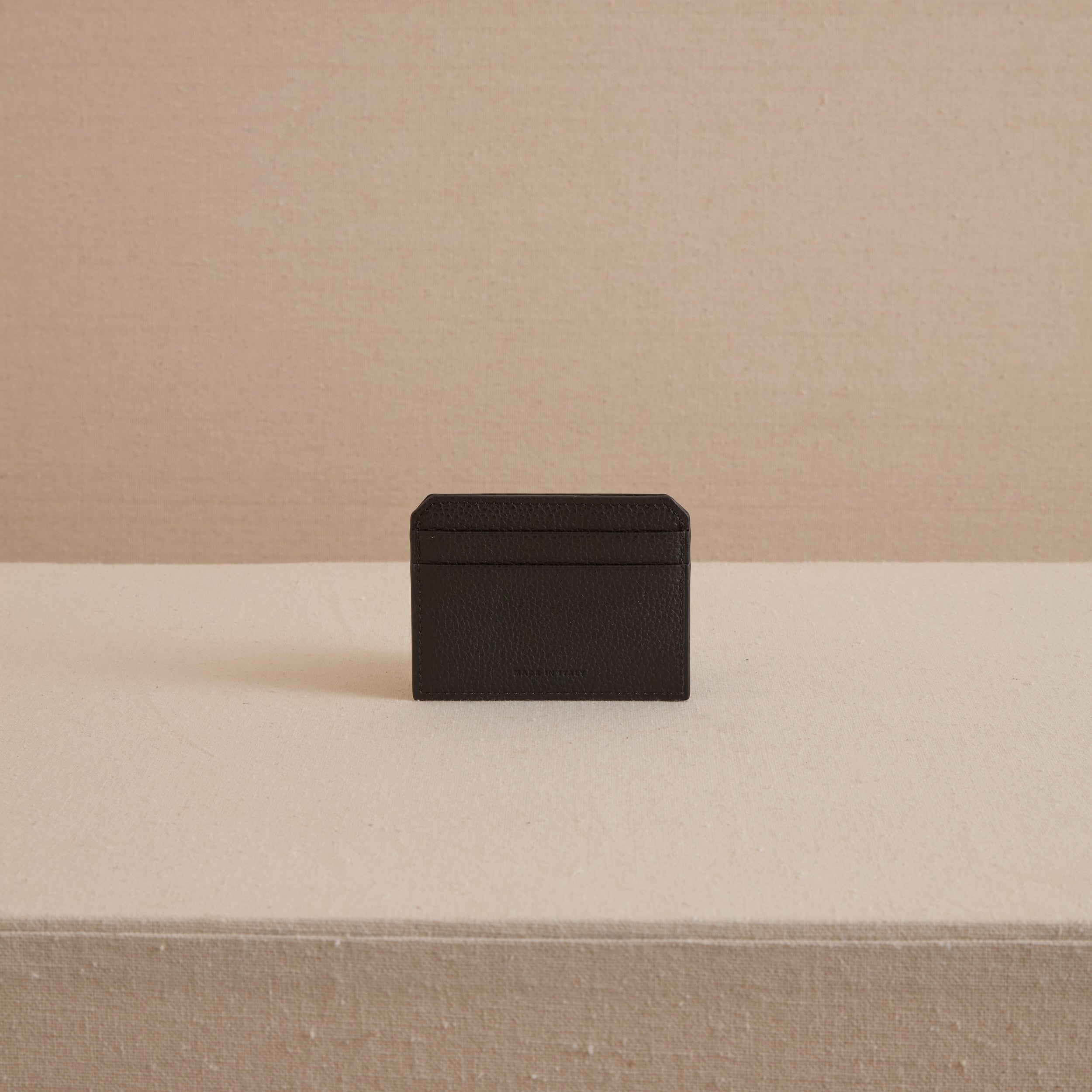 Card Case in Tumbled Grain Black