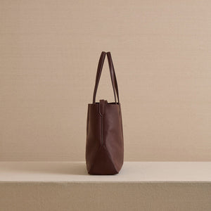 Eleanor 30 in Supple Soft Chocolate
