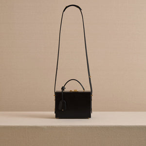 Grace 18 in Smooth Calf Black