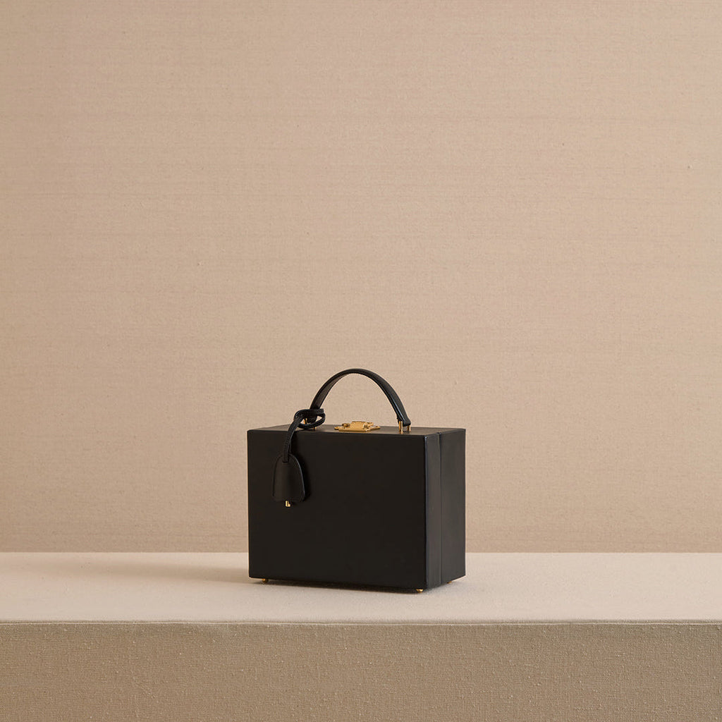 Grace 21 in Smooth Calf Black
