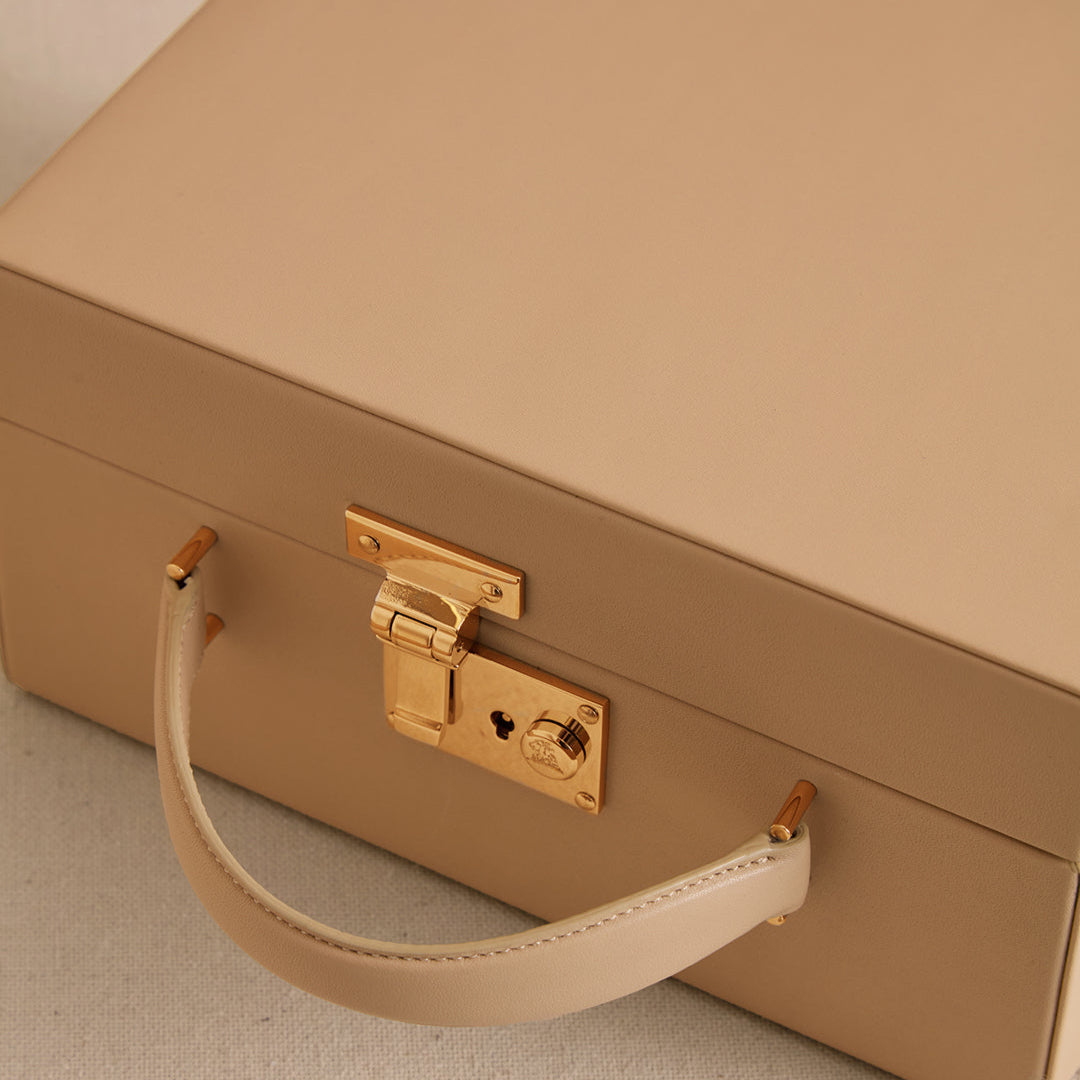 Grace 21 in Smooth Calf Natural