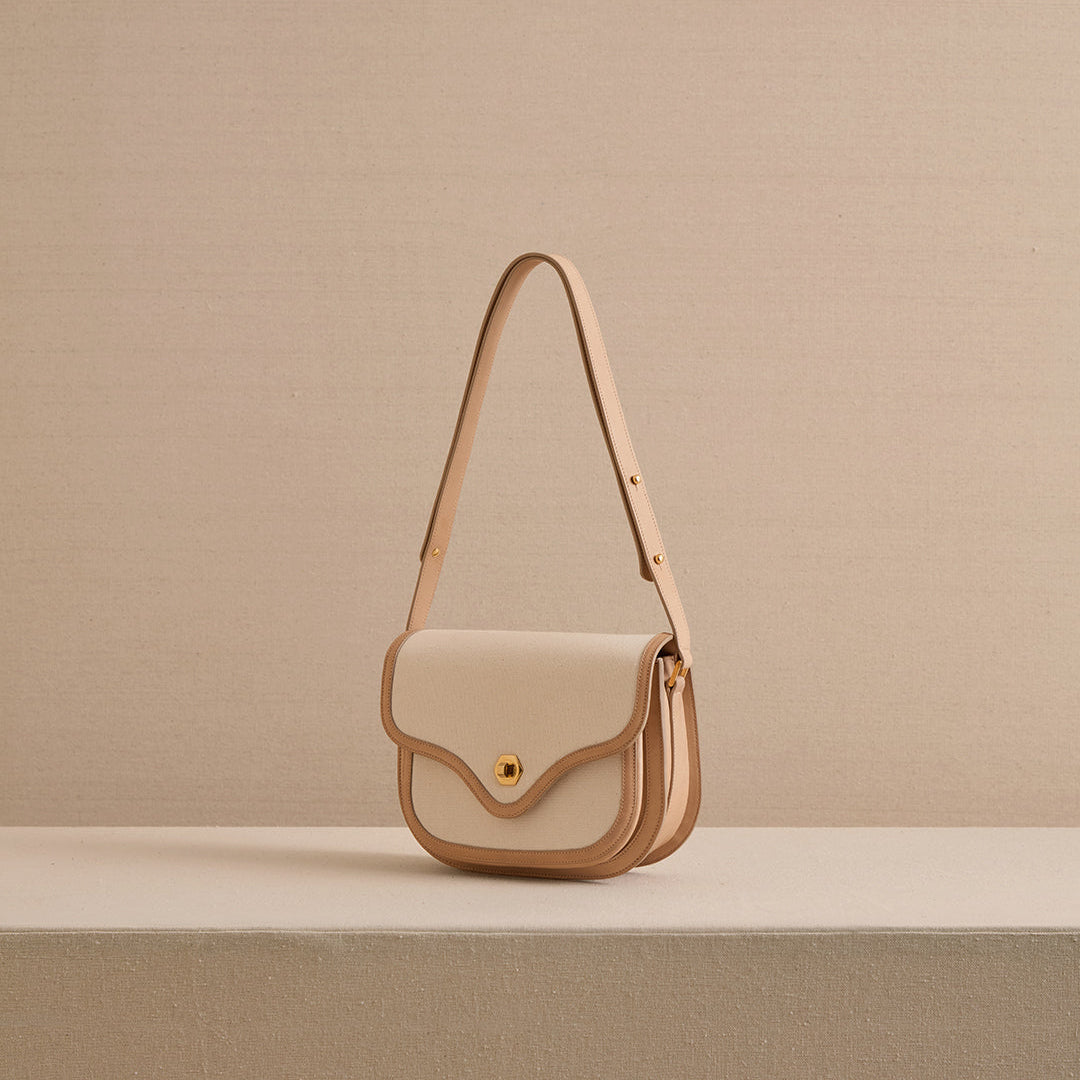 Jane in Canvas Natural & Supple Soft Natural