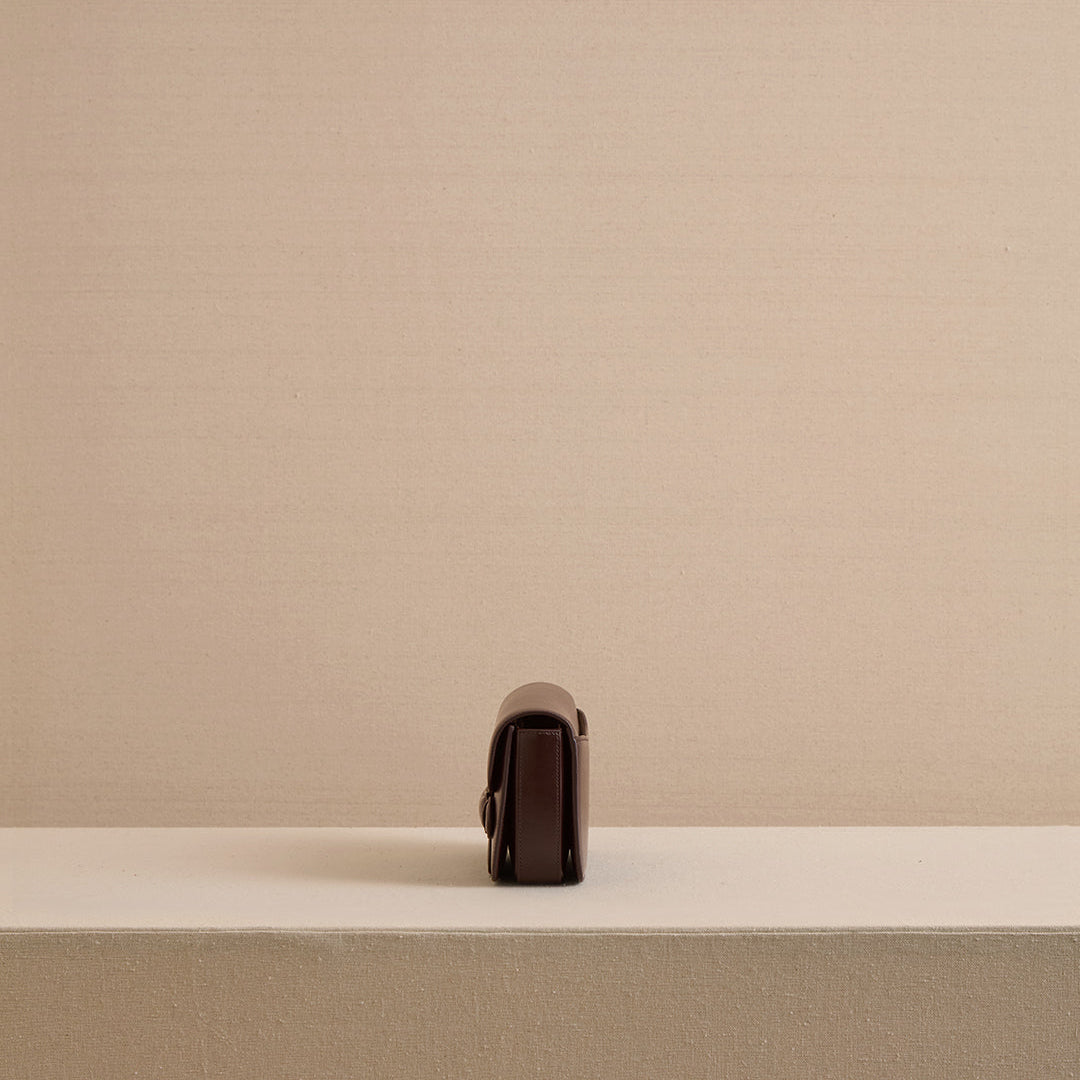 Romy Clutch in Box Calf Palmellato Chocolate