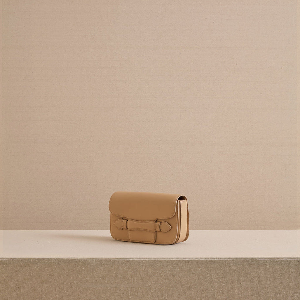 Romy Clutch in Box Calf Palmellato Natural
