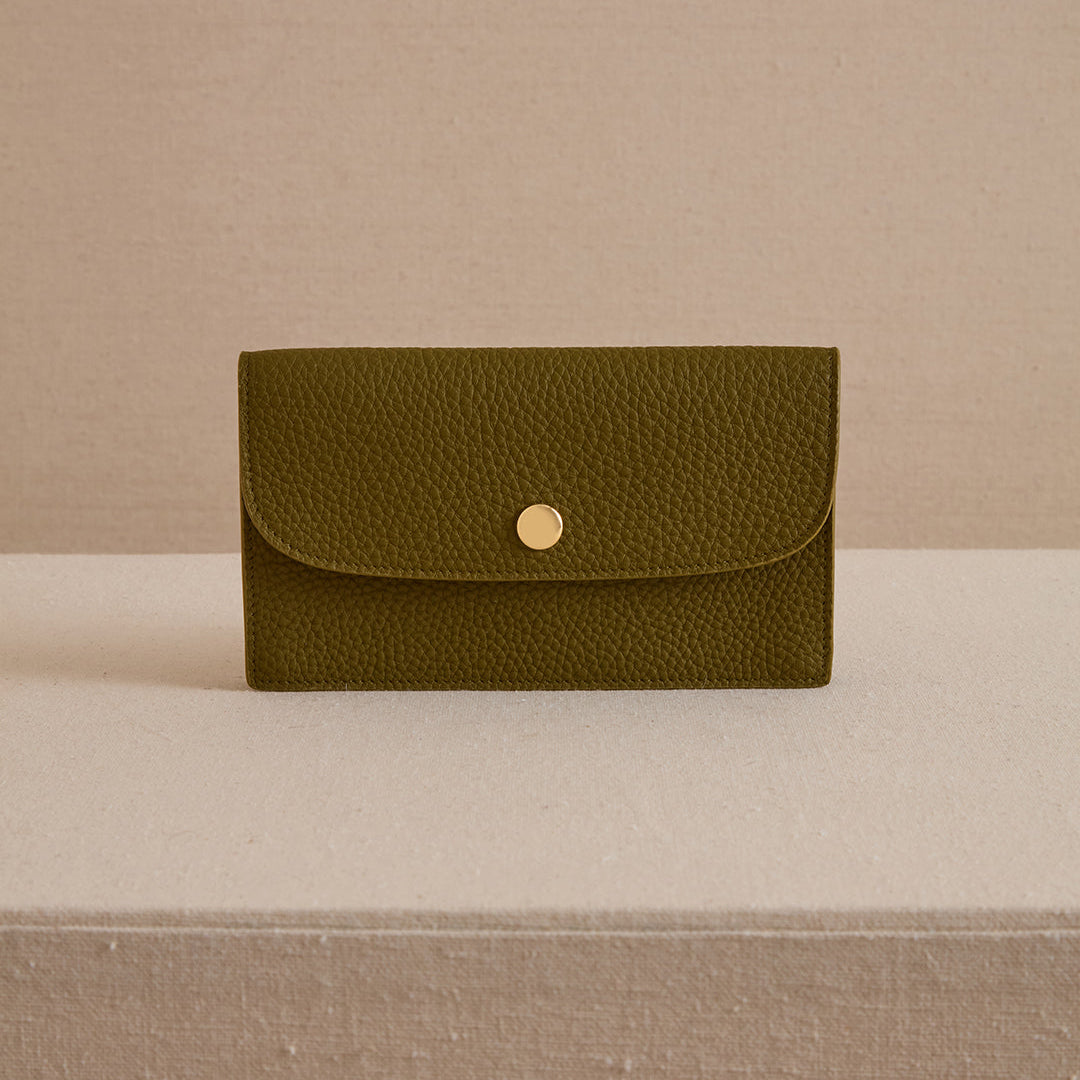 Skip 18 in Tumbled Grain Army Green