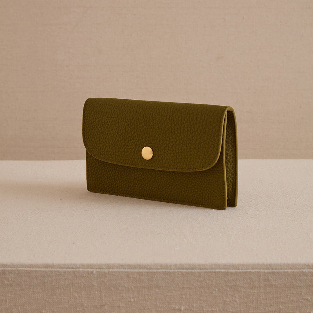 Skip 18 in Tumbled Grain Army Green