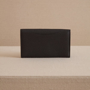 Skip 18 in Tumbled Grain Black