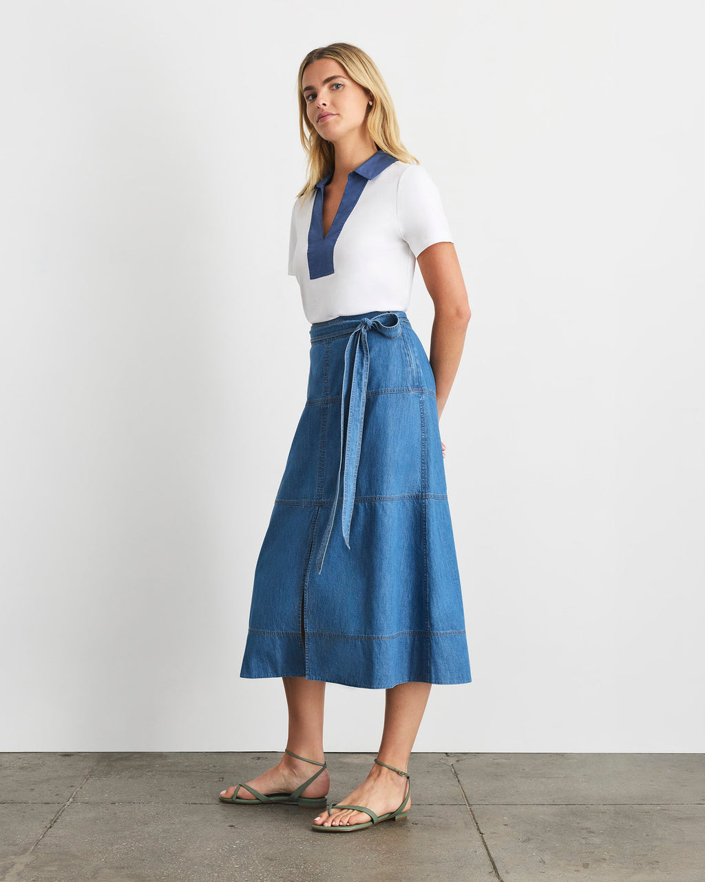 Hudley Skirt in Medium Indigo Blue