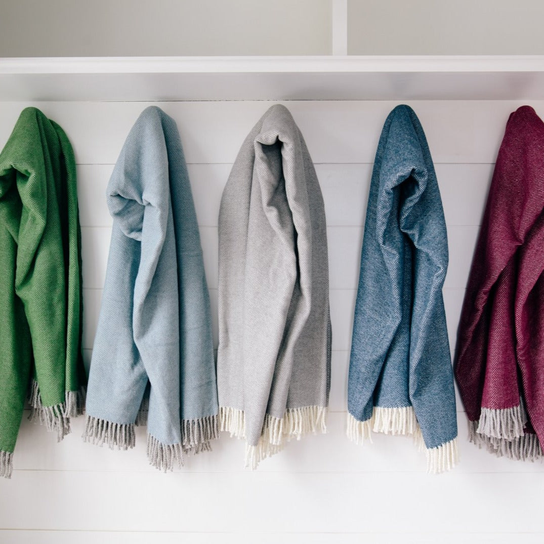 Pixel Design Fringed Throw