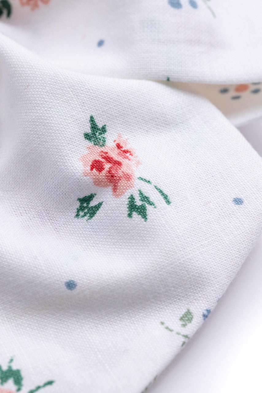 Daisy Meadow Bow in White
