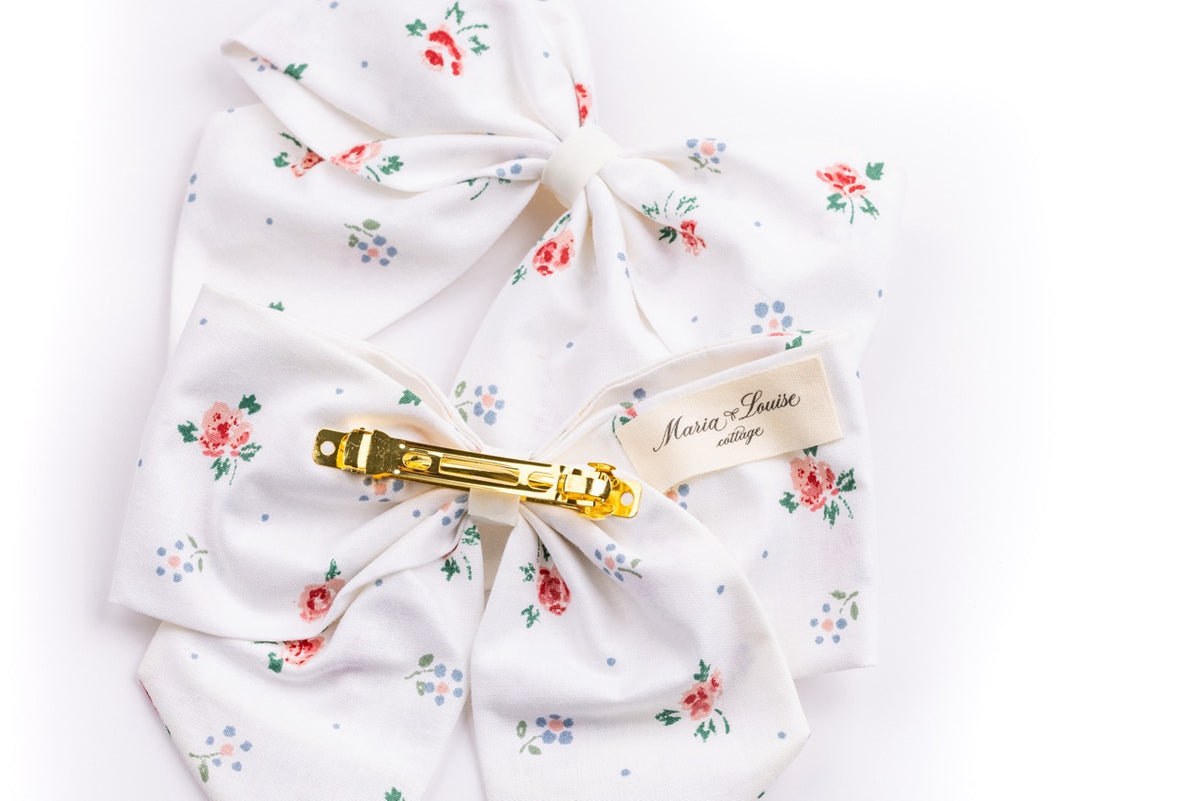 Daisy Meadow Bow in White