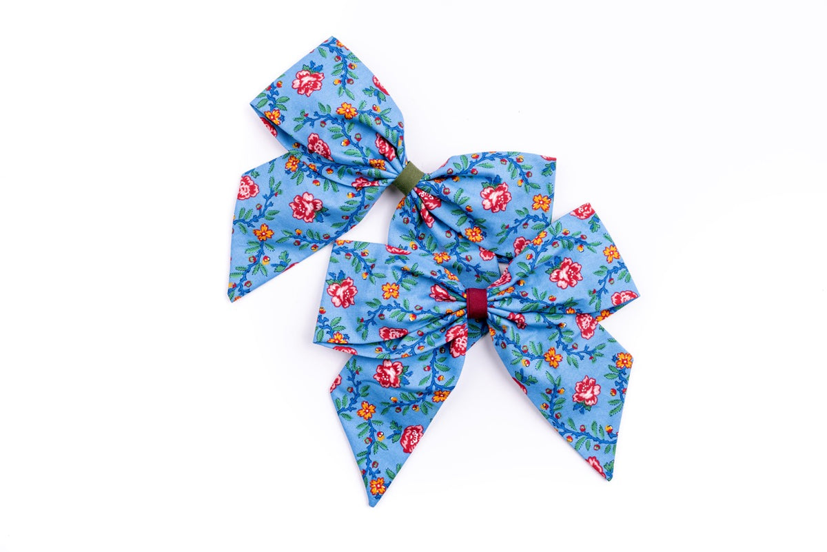 French Cordelle Bow in Blue