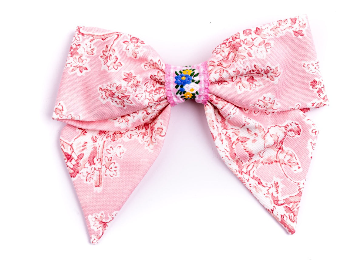 Farmhouse Toile Bow in Pink
