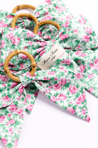 Rose Garden Napkin Rings in Green, Set of 4