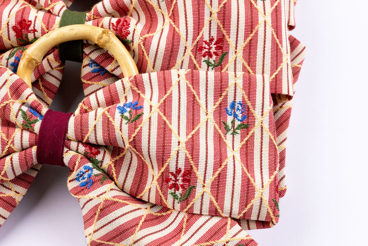 Bistro Charm Napkin Rings in Red, Set of 4