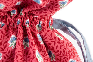 The Manon Pouch Bag in Red