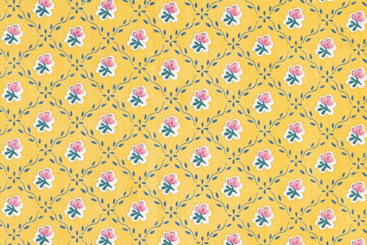 Retro Rose Napkins in Yellow, Set of 4