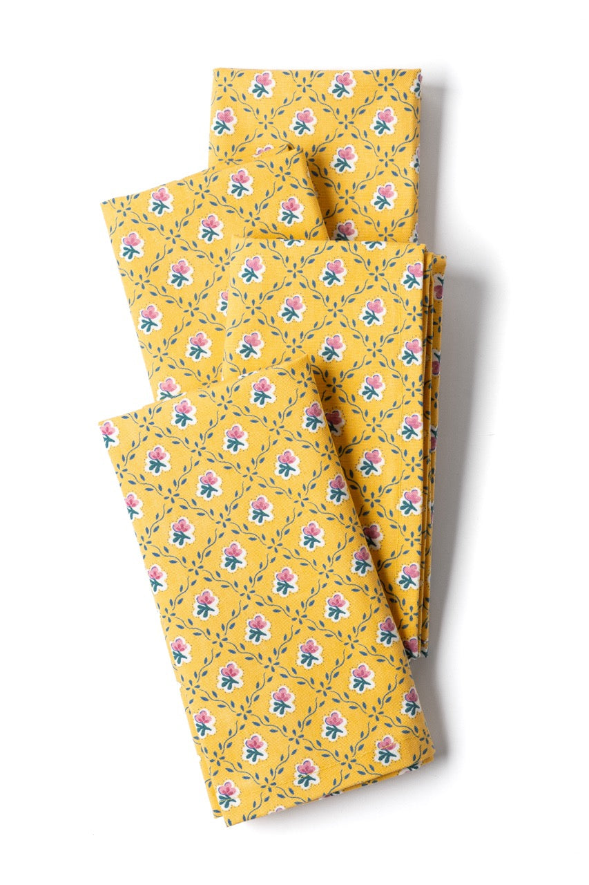 Retro Rose Napkins in Yellow, Set of 4
