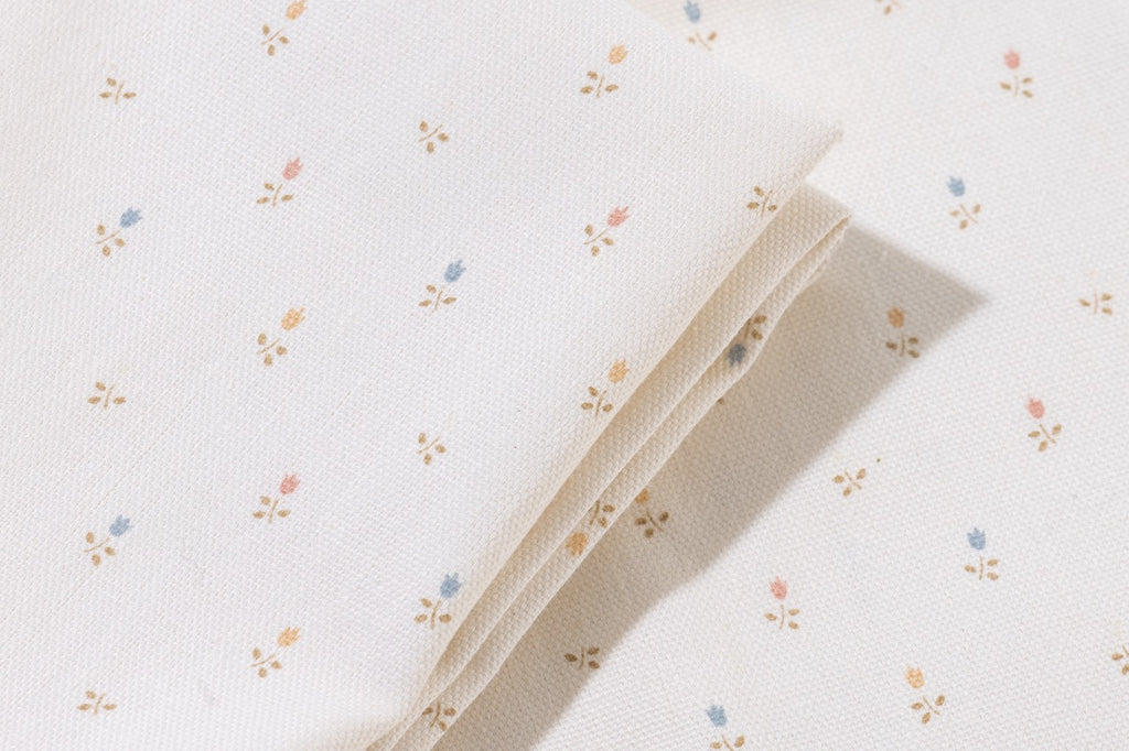 Petite Flower Garden Napkins in White, Set of 4