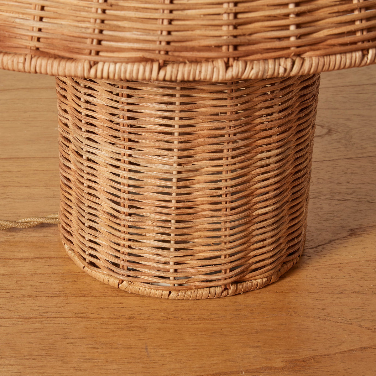 Lanai Table Lamp base detail