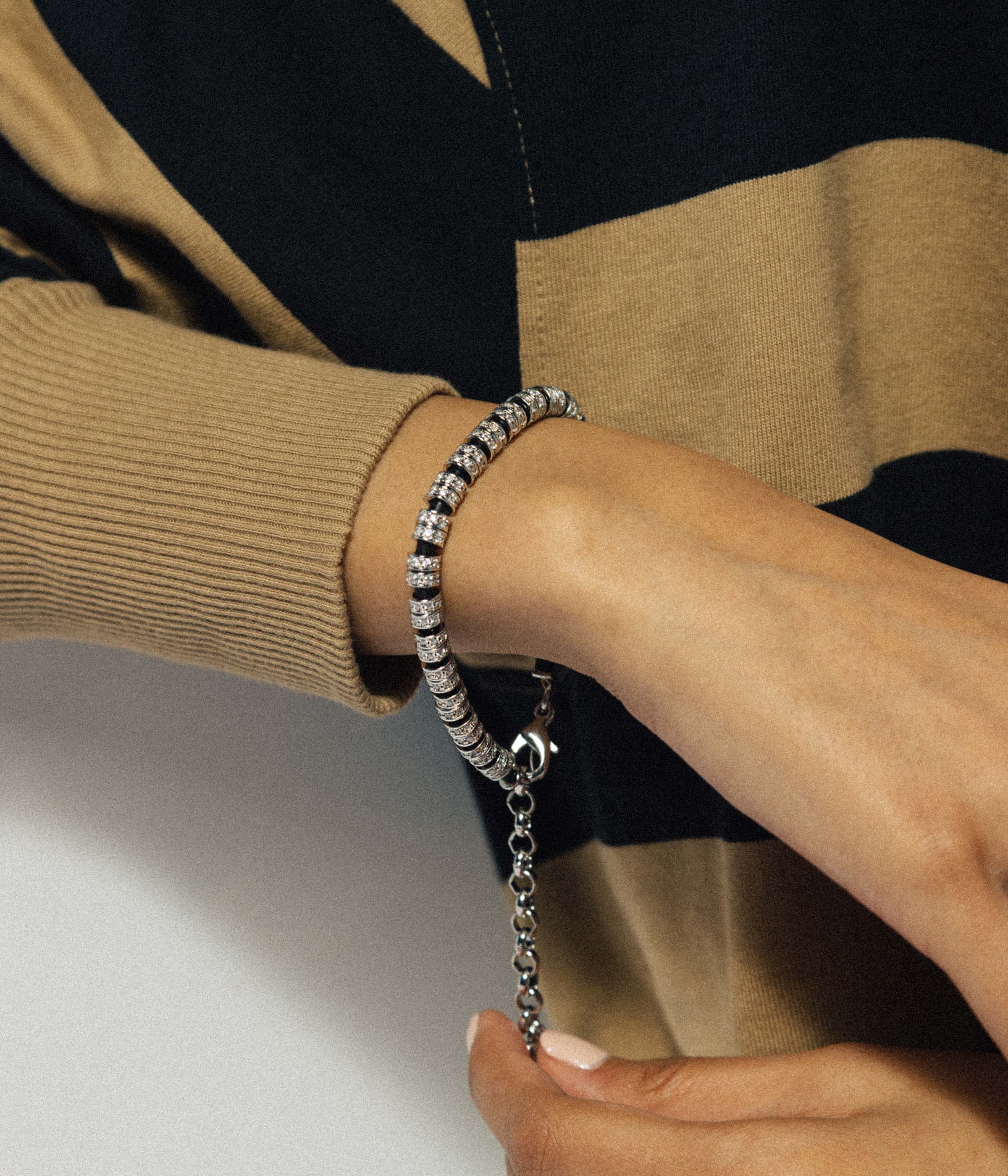 Manon Bracelet in Jet