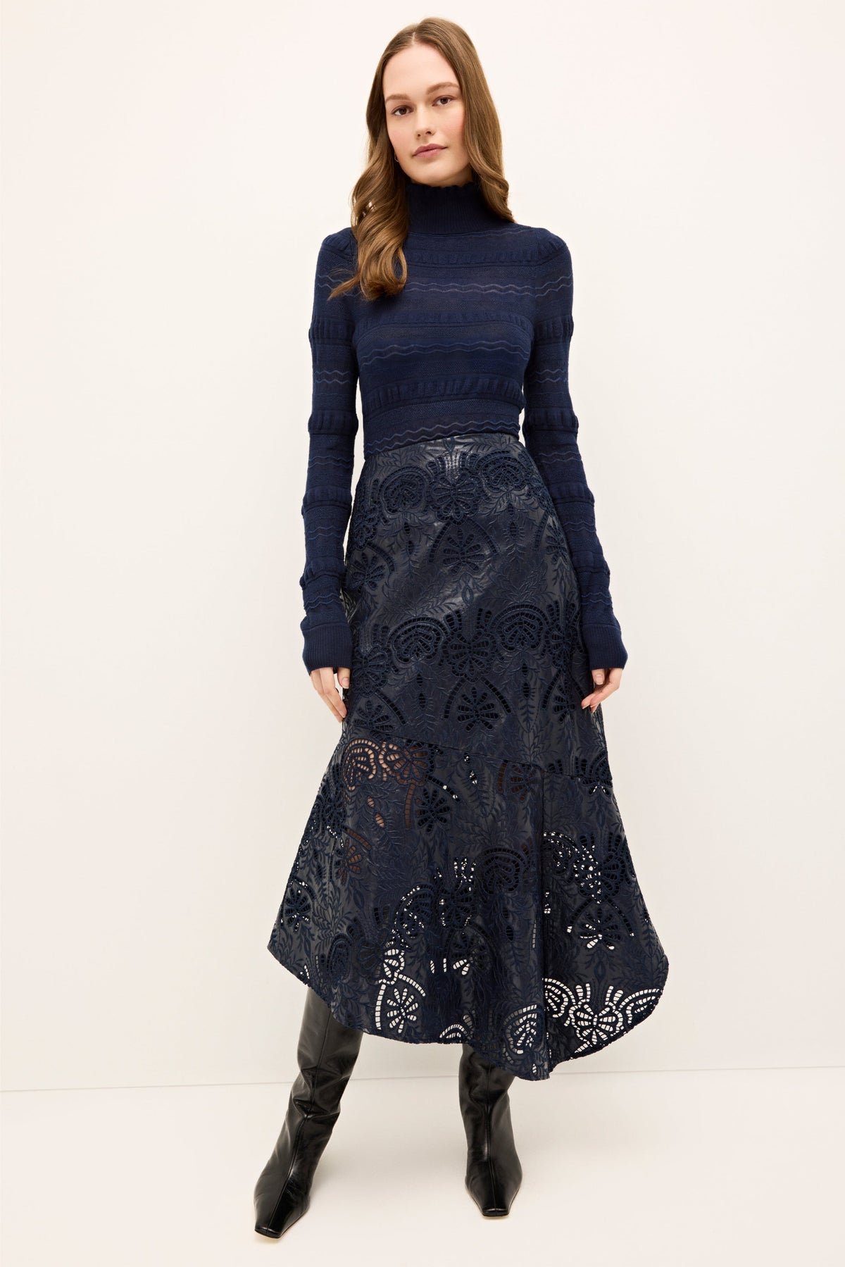 Casey Skirt in Naval