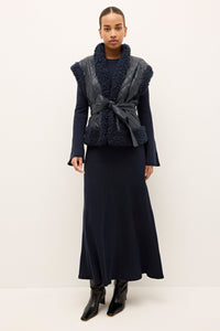 Beatrice Vest in Naval