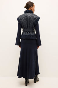 Beatrice Vest in Naval