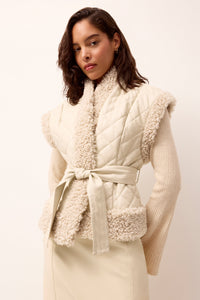 Beatrice Vest in Polar