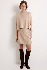 Claudie Popover in Camel