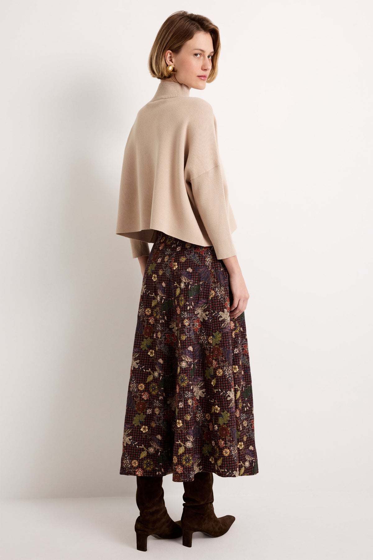 Claudie Popover in Camel