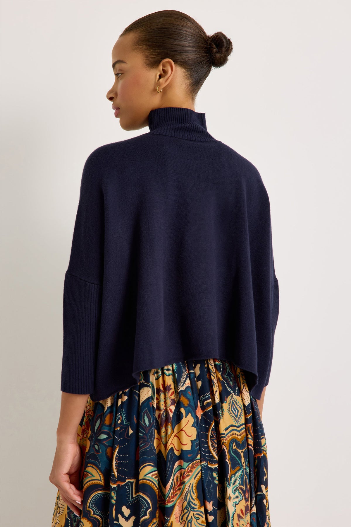 Claudie Popover in Navy