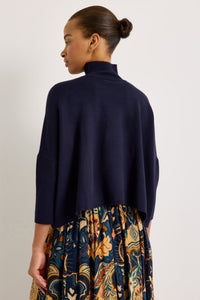 Claudie Popover in Navy