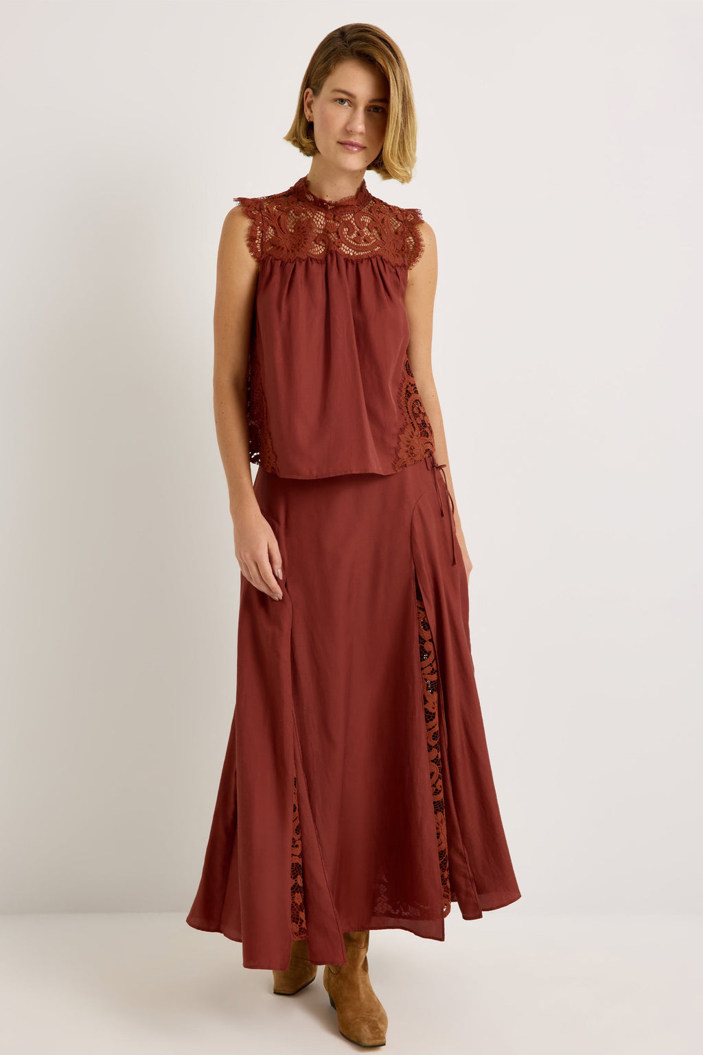 Gracen Skirt in Auburn