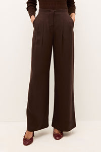 Macbee Pant in Walnut