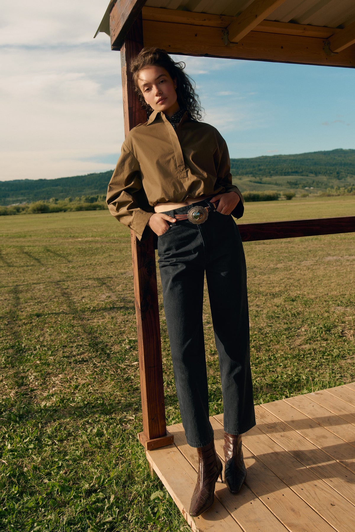 Dallas Top in Juniper Green