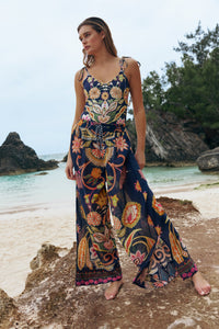 Ariel Pant in Neptune