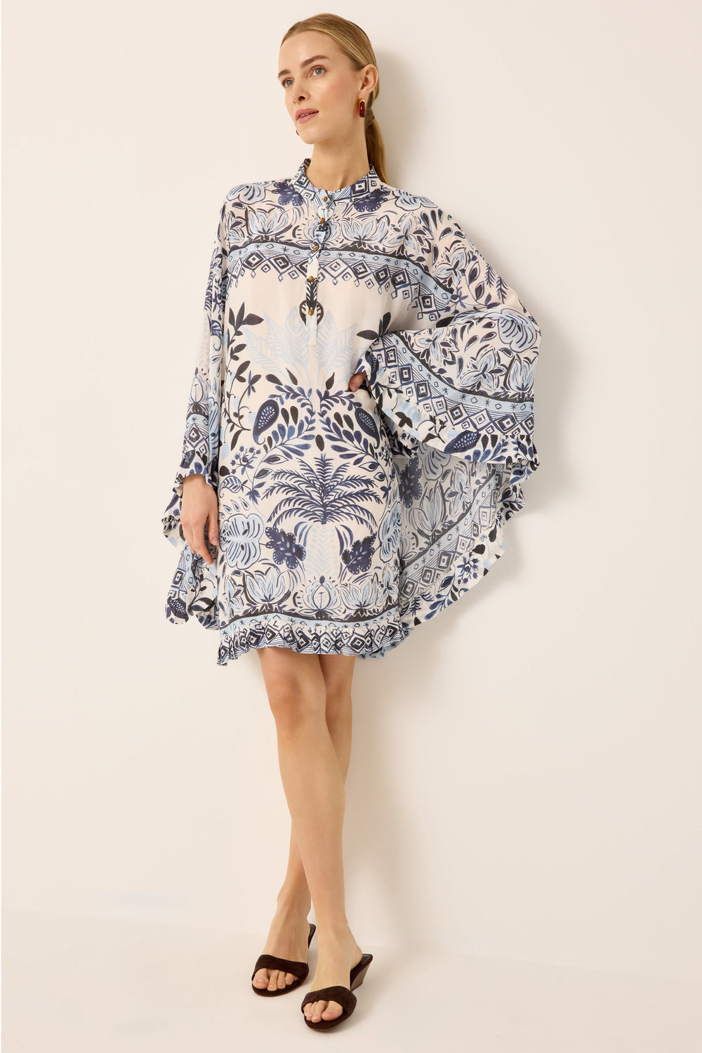 Blue and white tropical printed short caftan dress