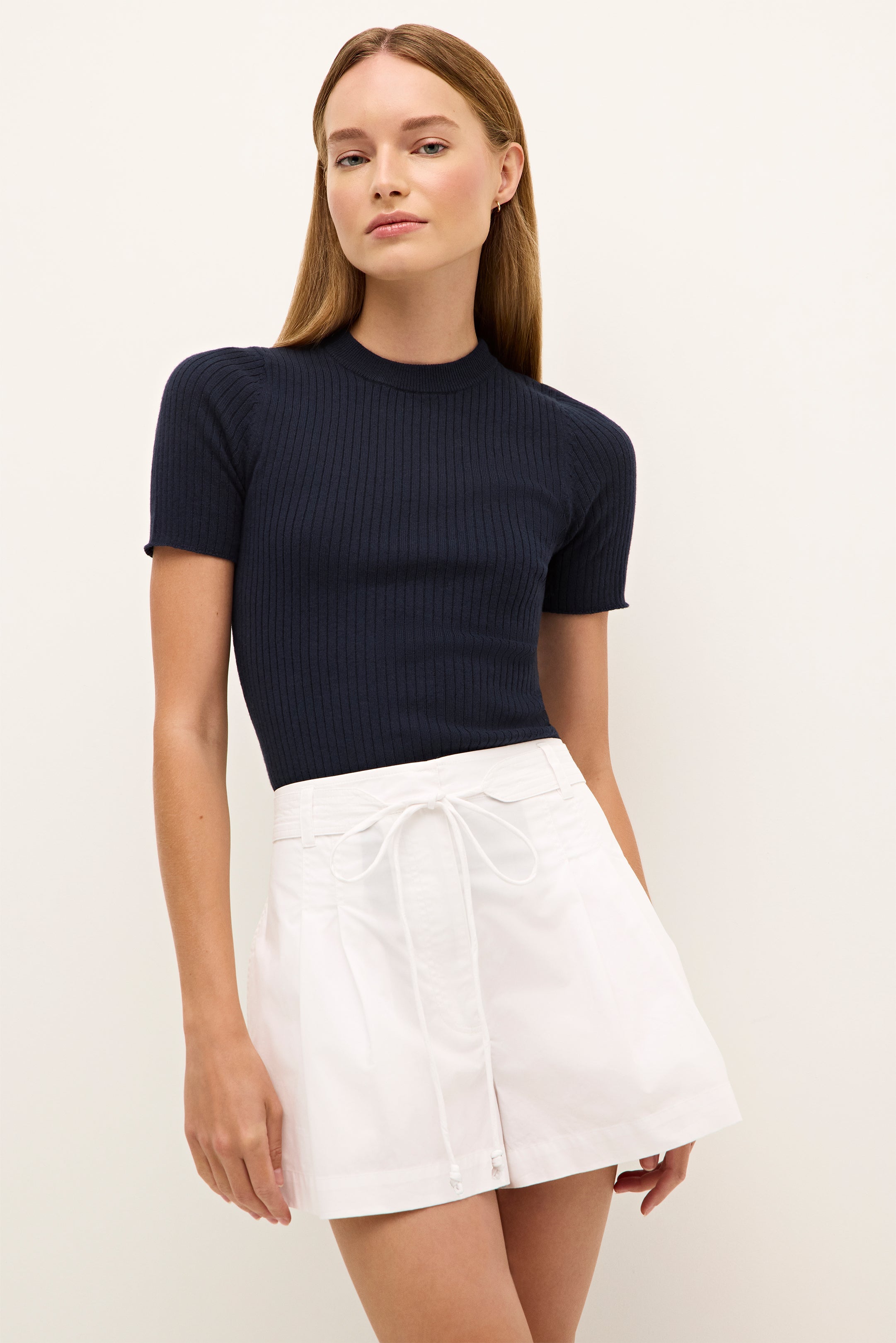 Lander Short in Optic