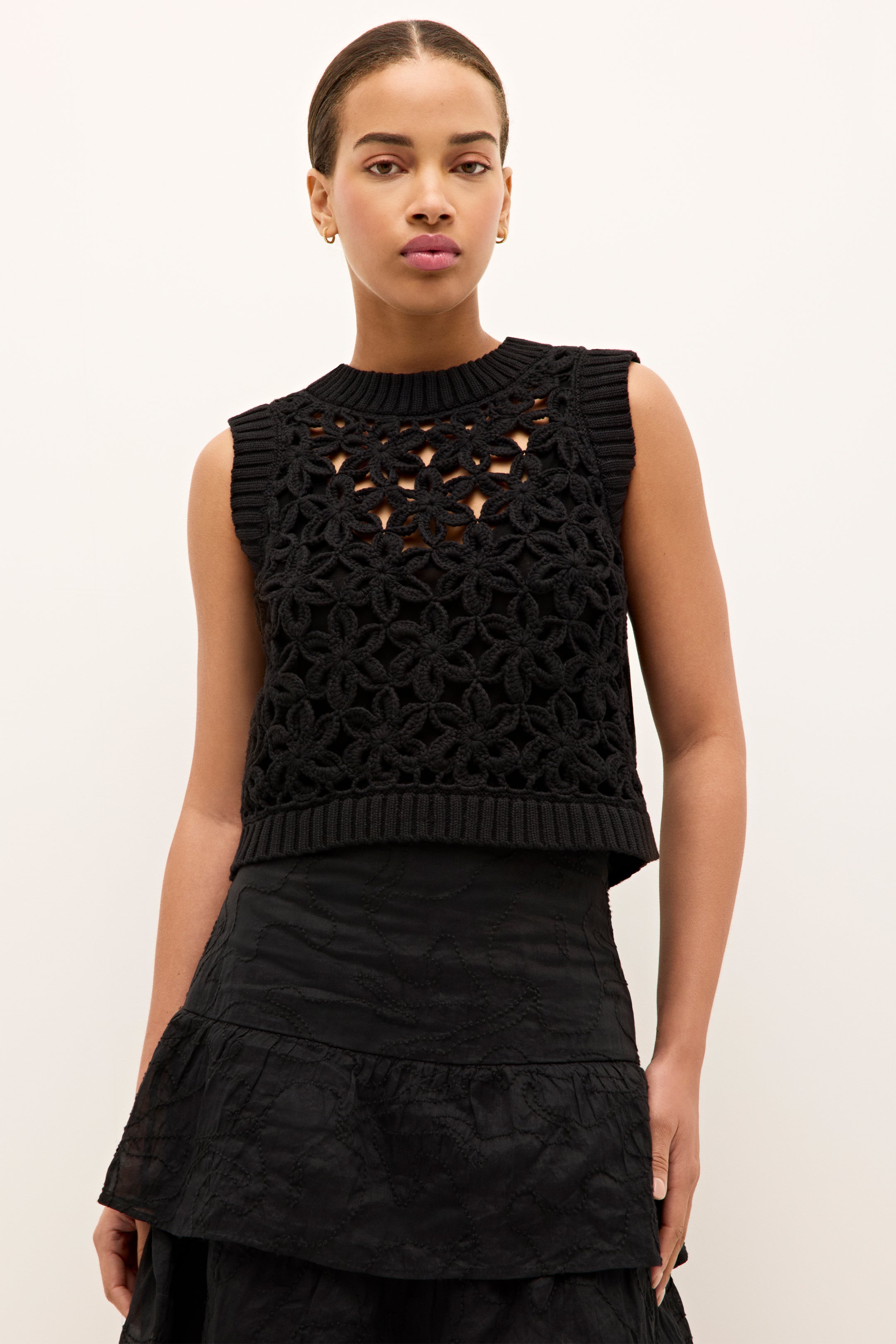 Thea Shell Top in Black
