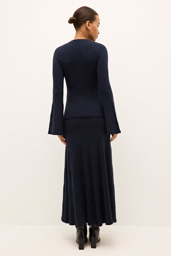 Carrey Top in Navy