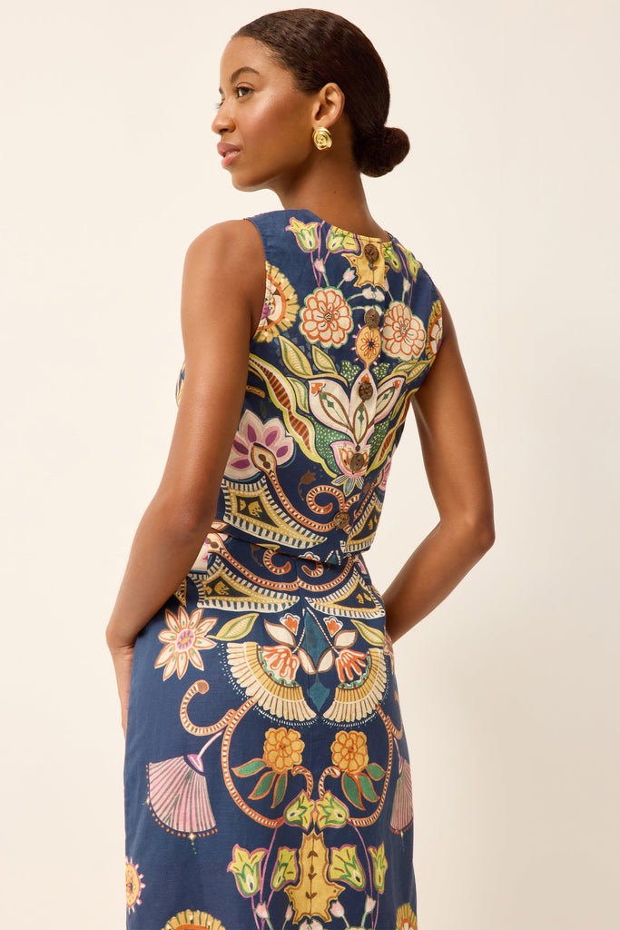 Fallon Top in Neptune